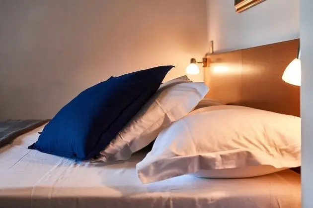 Basic Double room with lateral sea view