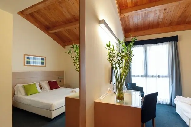 Comfort Tek Büyük veya İki Ayrı Yataklı Oda