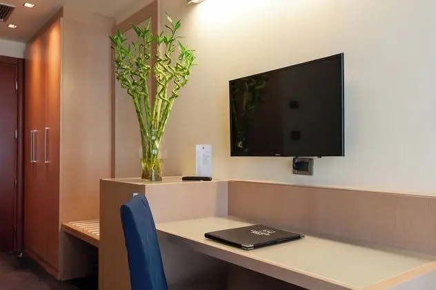 Comfort Tek Büyük veya İki Ayrı Yataklı Oda