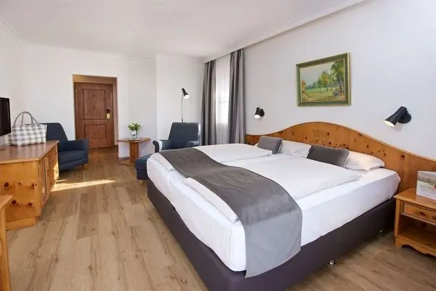 Classic Tek Büyük Yataklı Oda