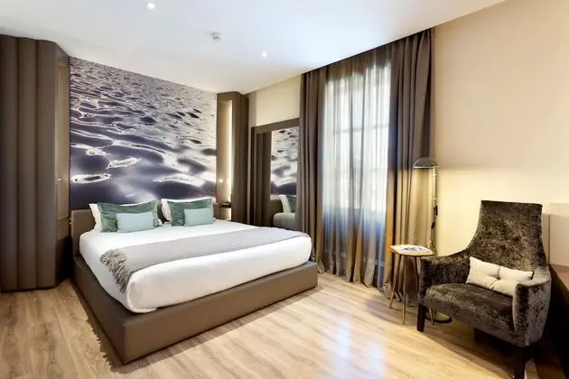 Condal Room Single