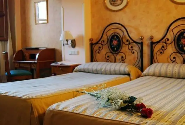 Standard İki Ayrı Yataklı Oda