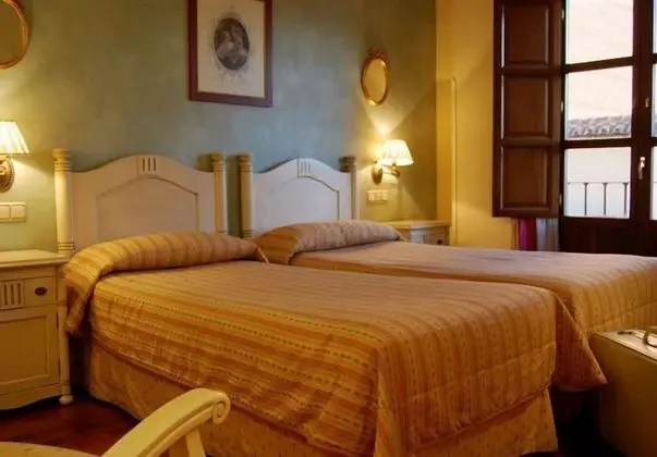 Standard İki Ayrı Yataklı Oda