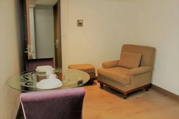 Comfort Tek Büyük Yataklı Oda