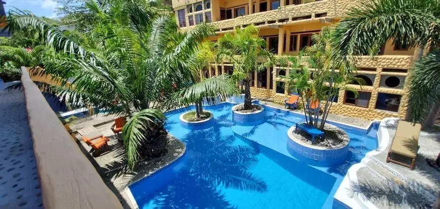 Çatı Katı Süiti (Penthouse), 4 Yatak Odası, Havuz Kullanımı, Deniz Manzaralı