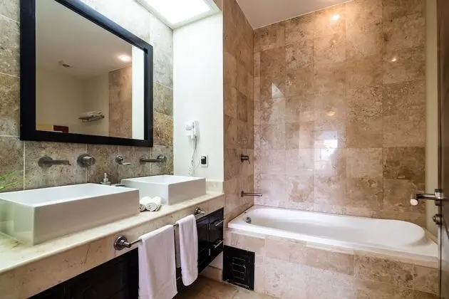 Deluxe Çatı Katı Süiti (Penthouse), 2 Yatak Odası, Kişiye Özel Havuzlu, Okyanus Manzaralı