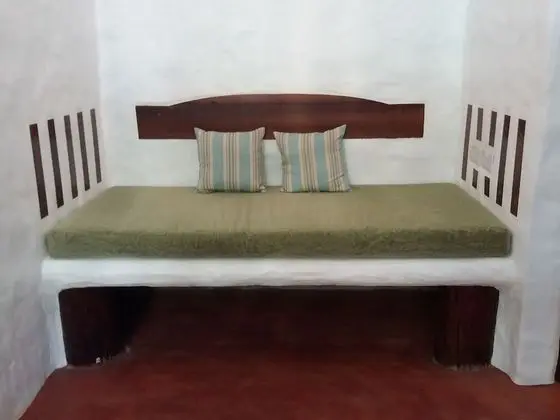 Standard Oda, 1 Büyük (Queen) Boy Yatak, Havuz Kullanımı, Havuz Kenarı (Foxtail Palm)