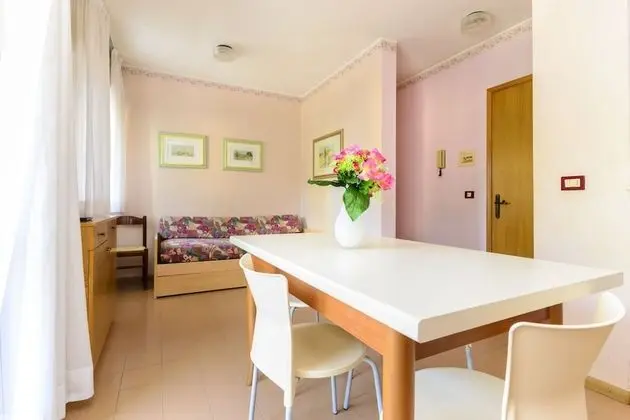 Apart Daire, 1 Yatak Odası, Balkon, Kısmi Deniz Manzaralı