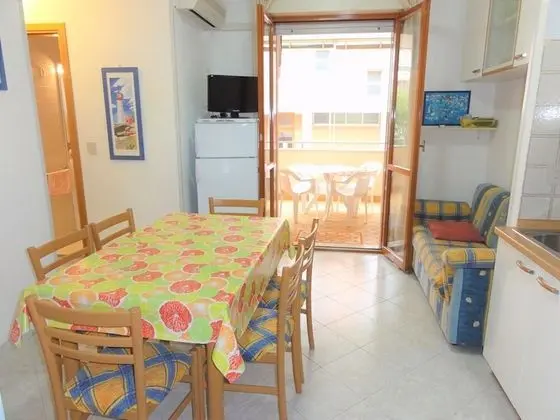 Apart Daire, 2 Yatak Odası (A20055)