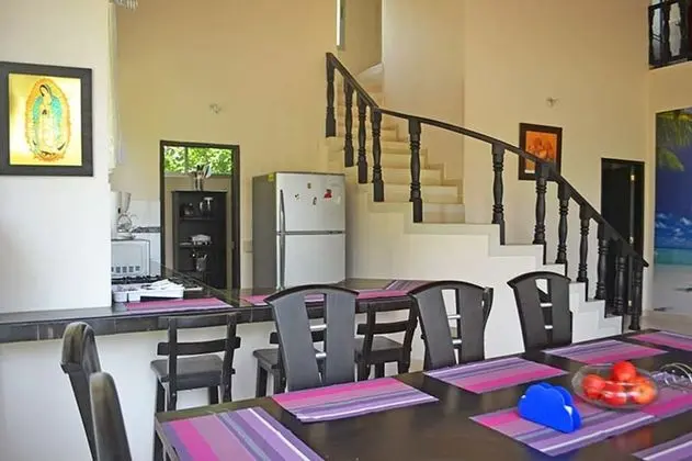 Ev, 3 Yatak Odası (15 people)