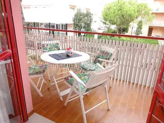 Apart Daire, 2 Yatak Odası (A50017)