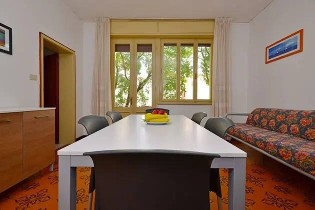 Apart Daire, 3 Yatak Odası (L)
