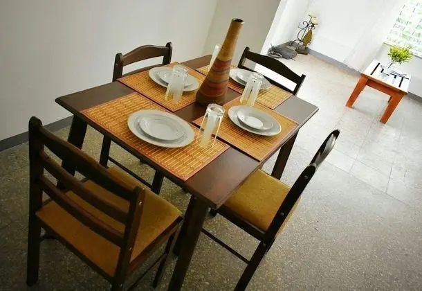 Design Stüdyo Süit, 1 Büyük (Queen) Boy Yatak ve Çekyat, Küçük Mutfak