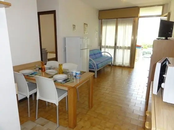 Apart Daire, 2 Yatak Odası (A80011)