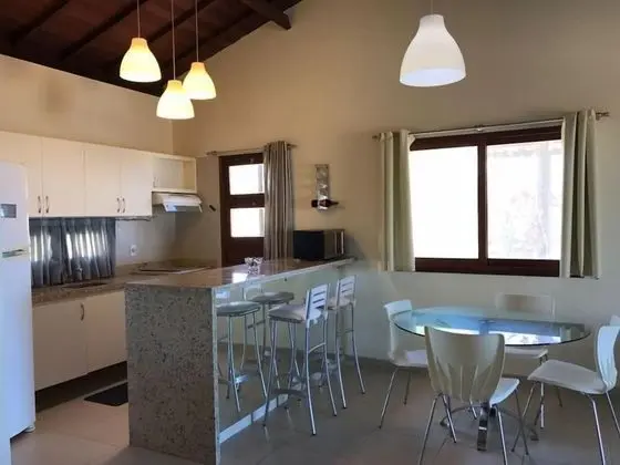 Deluxe Dağ Evi, Havuz Manzaralı
