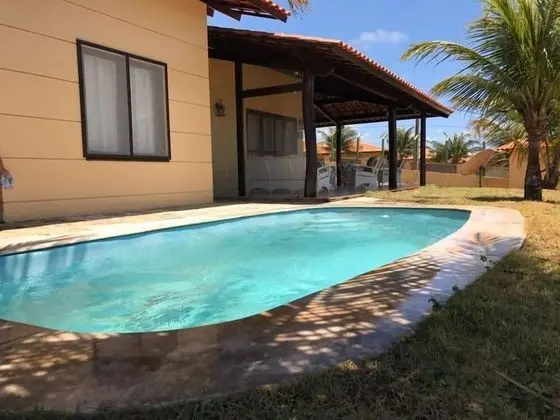 Deluxe Dağ Evi, Havuz Manzaralı