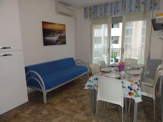 Apart Daire, 3 Yatak Odası (A90142)