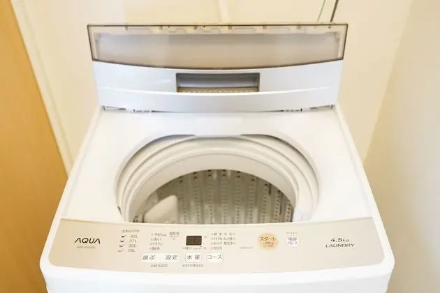 Basic Tek Büyük Yataklı Oda