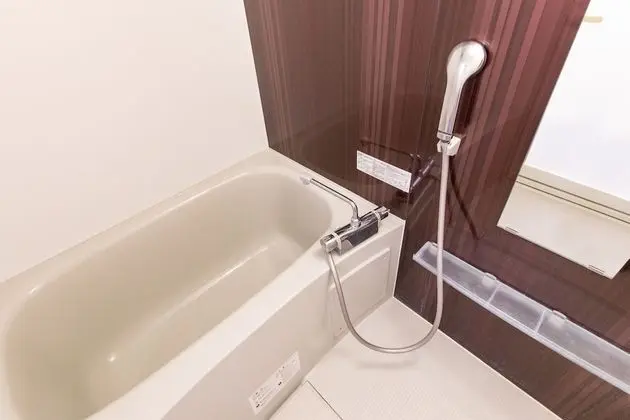 Basic Tek Büyük Yataklı Oda
