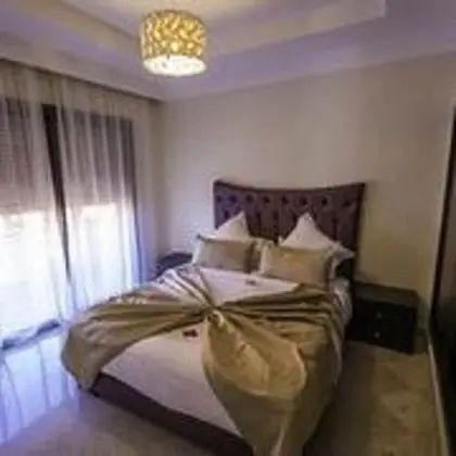 Apart Daire, 2 Yatak Odası, Havuz Manzaralı