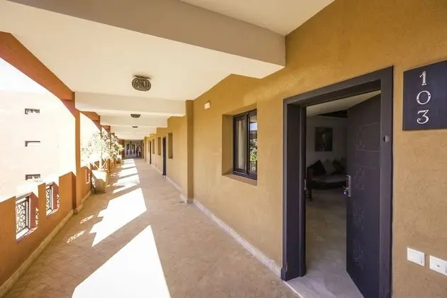 Apart Daire, 2 Yatak Odası, Havuz Manzaralı