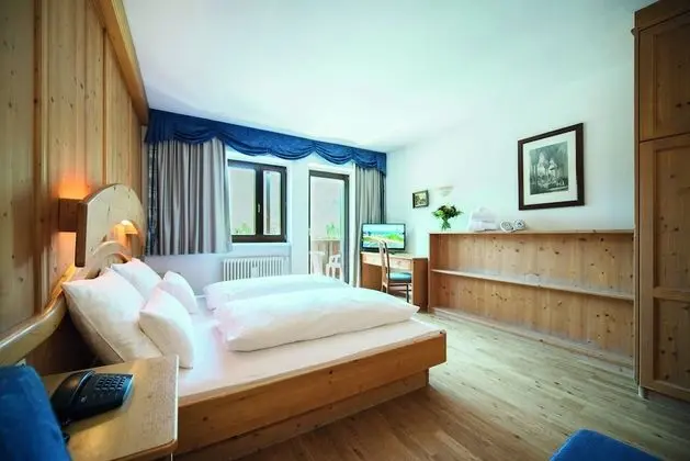 Standard Tek Büyük Yataklı Oda, Dağ Manzaralı