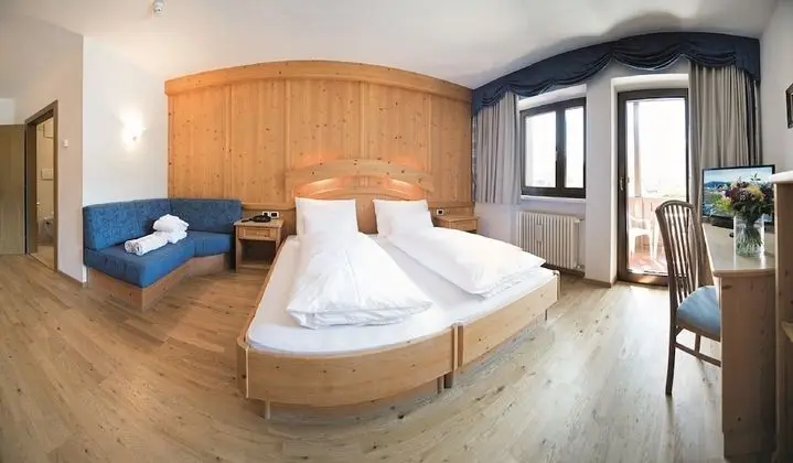 Standard Tek Büyük Yataklı Oda, Dağ Manzaralı