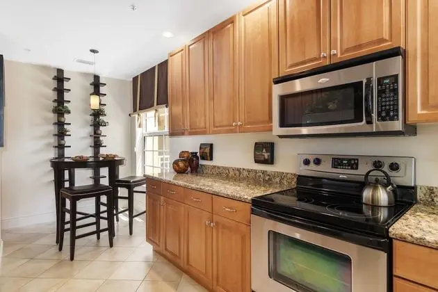 5068 Annunciation Circle, Unit 4304