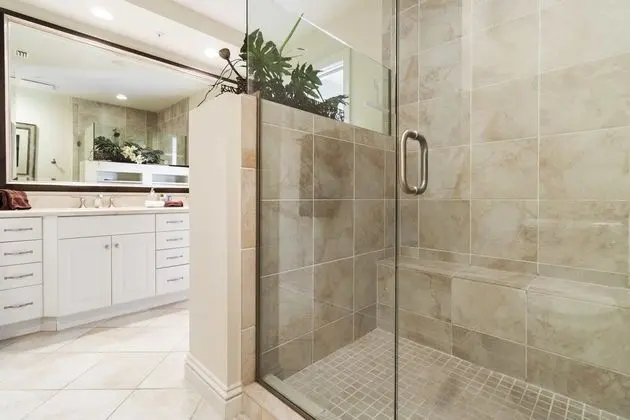 5068 Annunciation Circle, Unit 4304