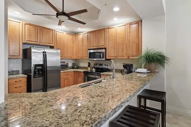 5080 Annunciation Circle, Unit 1202