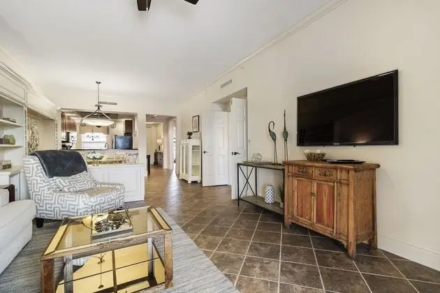 5080 Annunciation Circle, Unit 1205