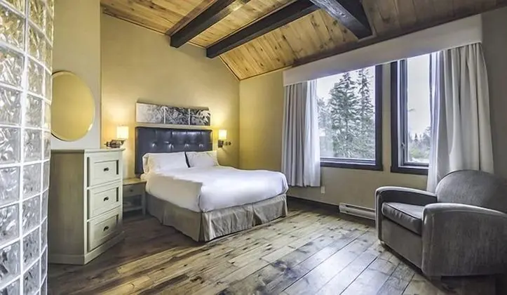 Royal Daire, Birden Çok Yatak, Mutfak, Göl Manzaralı