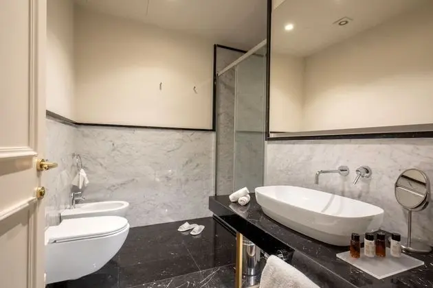 Camera King Superior (Via Del Babuino 107)