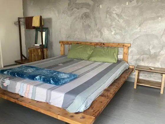 Deluxe Tek Büyük Yataklı Oda, Bahçe Manzaralı