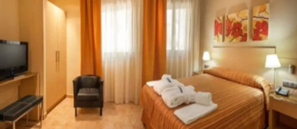 Üç Kişilik Oda (2 adults + 1 child)