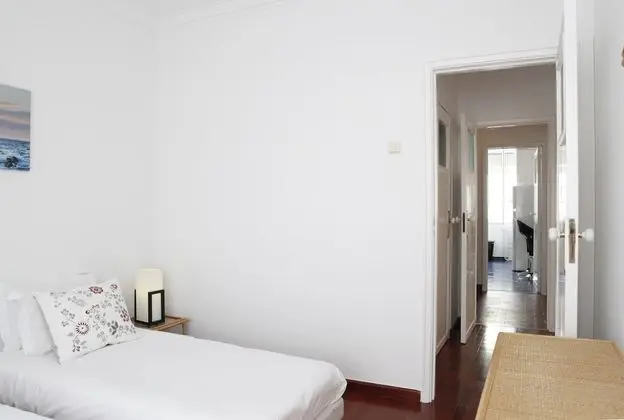 Apart Daire, 2 Yatak Odası, Mutfak, Bahçe Manzaralı
