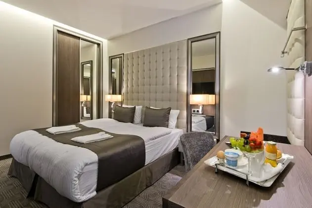 Superior Tek Büyük veya İki Ayrı Yataklı Oda, Balkon