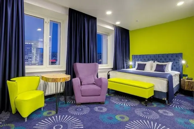 Luxury Tek Büyük Yataklı Oda
