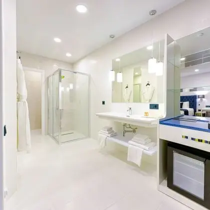 Luxury Tek Büyük Yataklı Oda