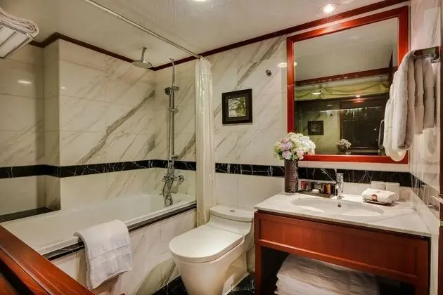 Deluxe Tek Büyük veya İki Ayrı Yataklı Oda, 1 Yatak Odası, Sigara İçilmez, Şehir Manzaralı