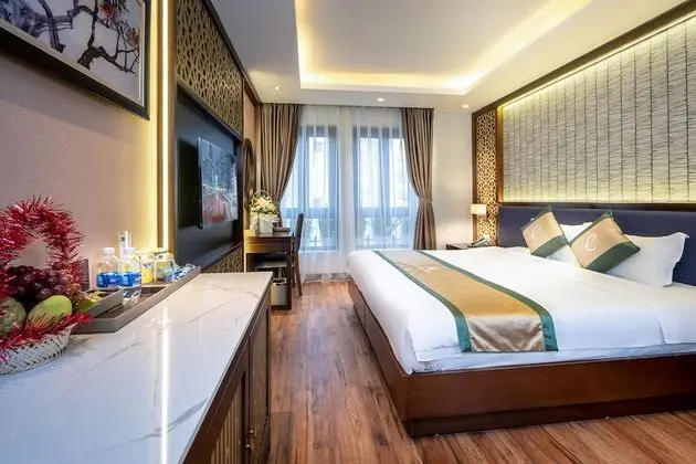 Deluxe Tek Büyük Yataklı Oda (Breakfast Included)