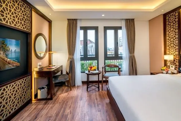 Deluxe Tek Büyük Yataklı Oda (Breakfast Included)