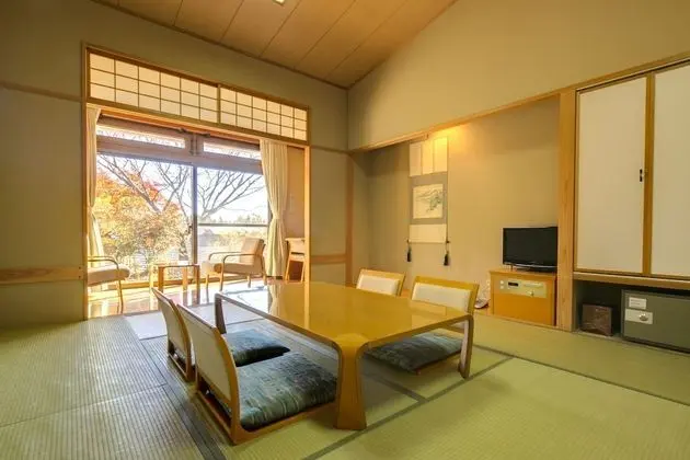 Traditional Oda, Sigara İçilmez (Japanese Style, 10 Tatami, Main Bldg)