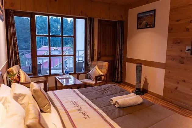 Deluxe Oda, Sigara İçilmez
