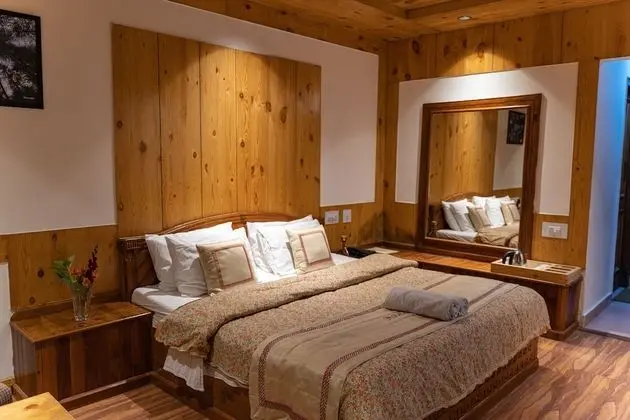 Deluxe Oda, Sigara İçilmez