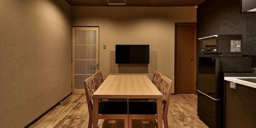 Ev, Sigara İçilmez (Private Vacation Home)