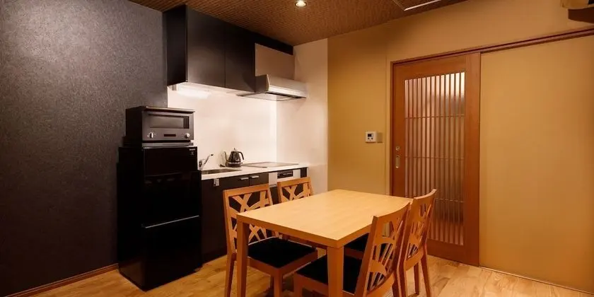 Ev, Sigara İçilmez (Private Vacation Home)
