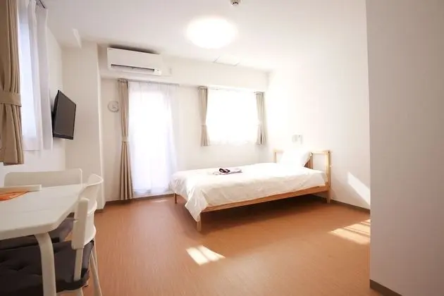 Tek Kişilik Oda, Ortak Banyo