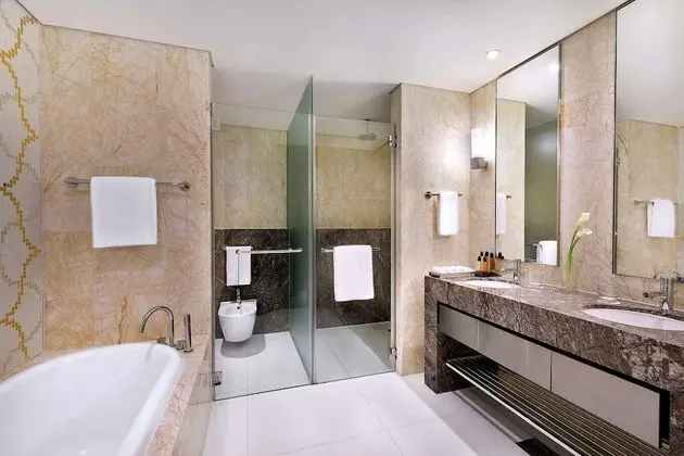 Deluxe Oda, 1 En Büyük (King) Boy Yatak, Bağlantılı Odalar (Family)