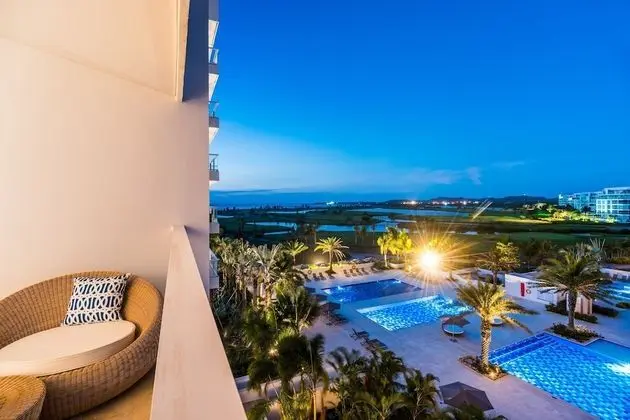 Junior Suite, Partial Ocean View, Double